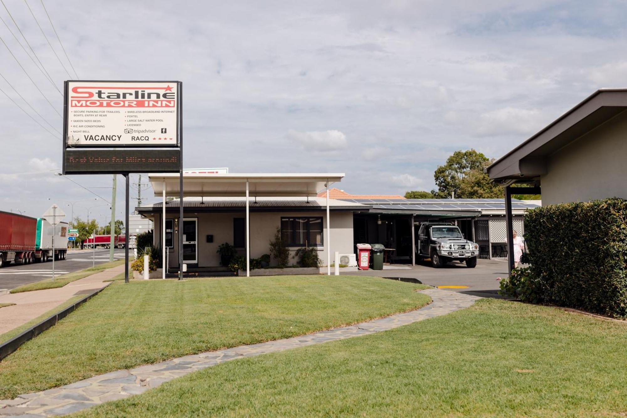 Starline Motor Inn Miles Luaran gambar
